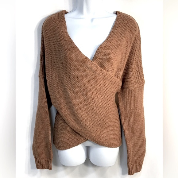 ASTR Women’s Rust Wrap Sweater - Picture 5 of 5